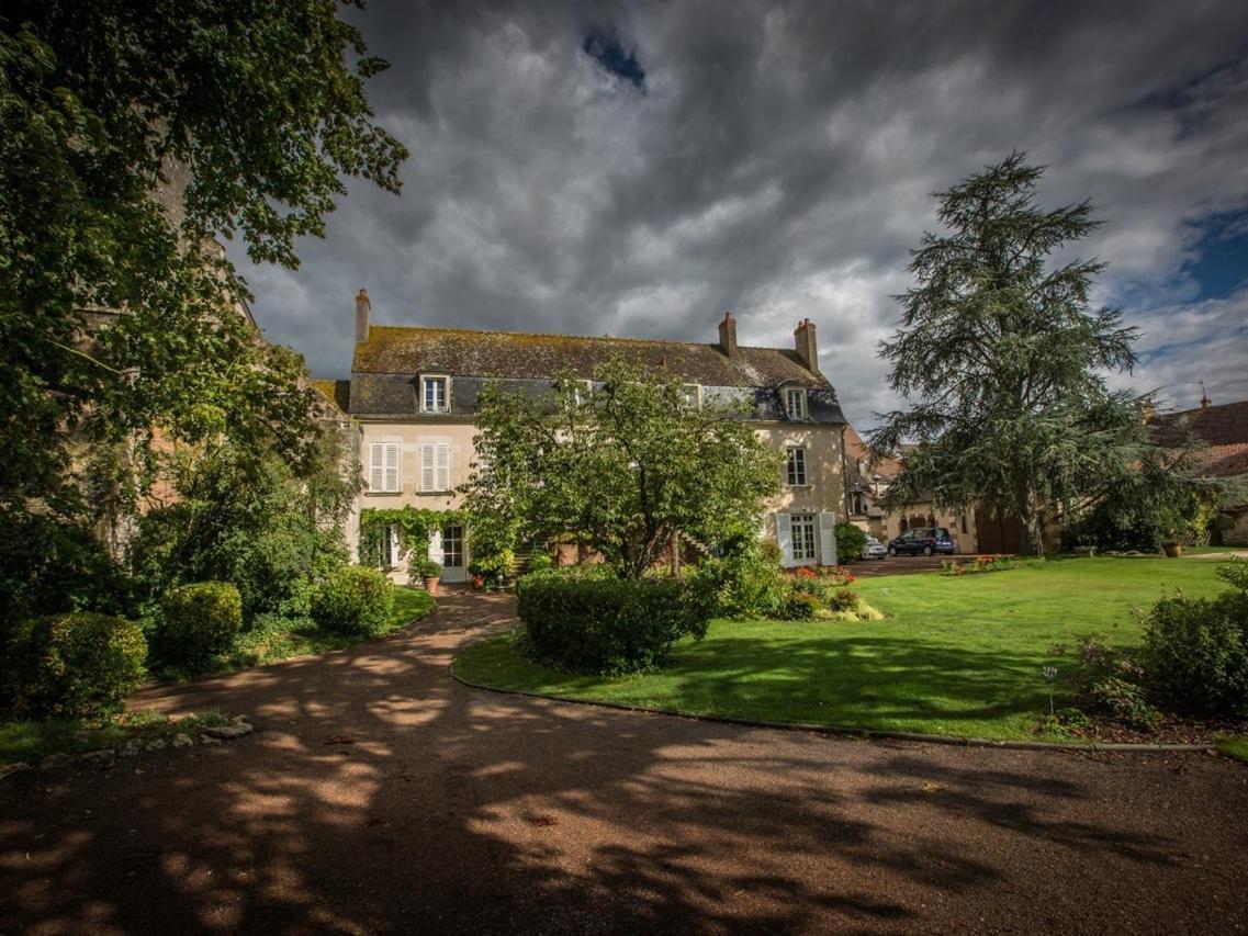 เลอ พริเยอเร แซ็งตาญ็อง Hotel Cosne-Cours-Sur-Loire ภายนอก รูปภาพ